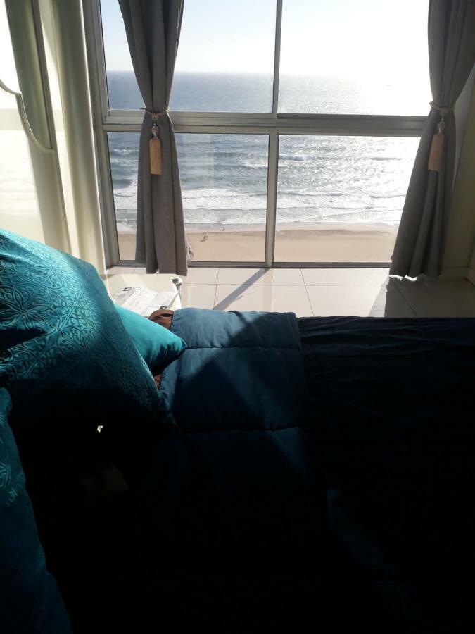 דורבן Into The Blue On The Beach מראה חיצוני תמונה